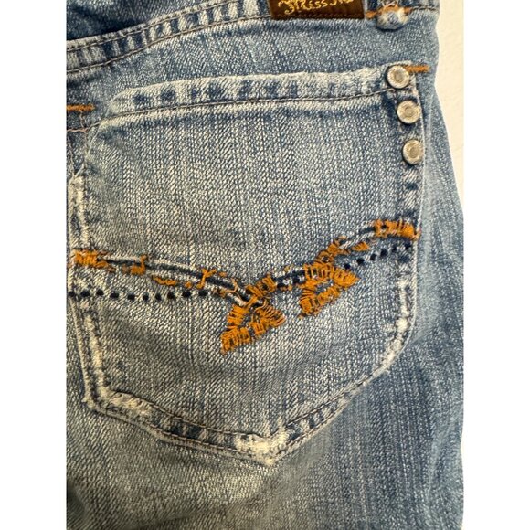 Miss Me Womens Distressed Denim Bermuda Shorts Frayed Hem Size 26 Blue Stretch C - Picture 8 of 8